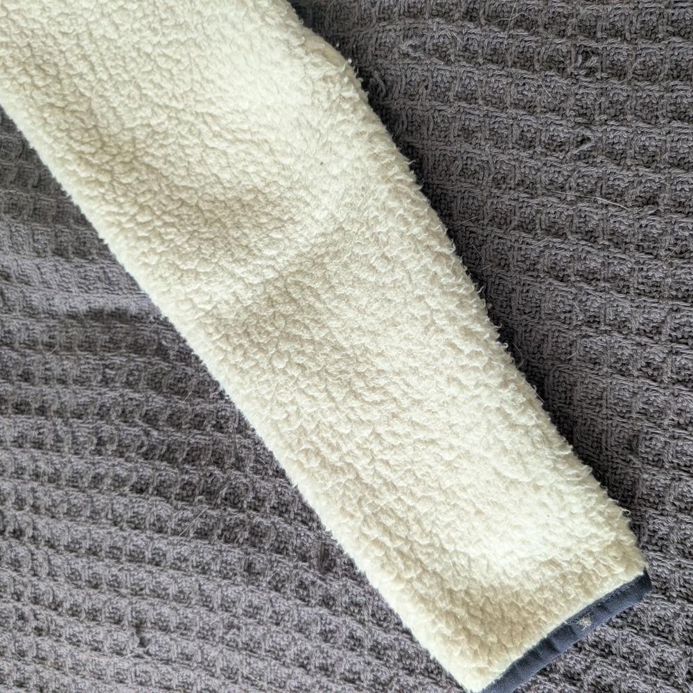 Patagonia Cream Fleece Pullover with Zipper Accents - Picture 7 of 10